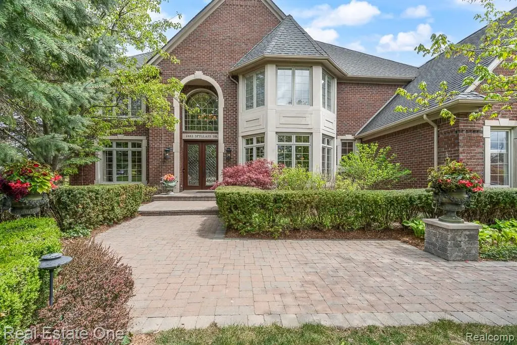 2483 Spyglass Drive, Oakland, MI 48363 - #1