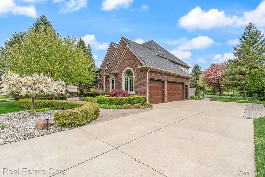 2483 Spyglass Drive, Oakland, MI 48363 - #3