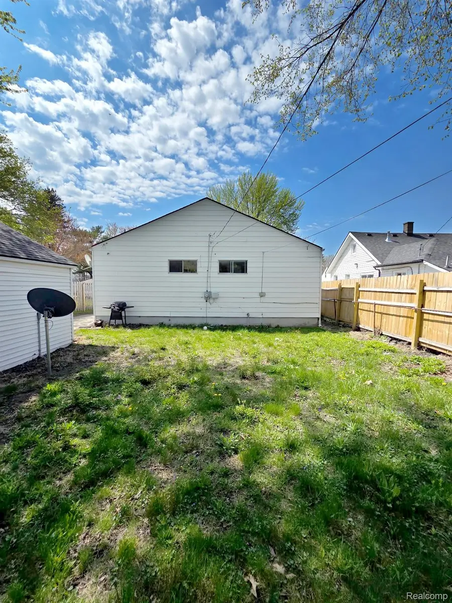 5046 Lafontaine Street, Detroit, MI 48236 - #2