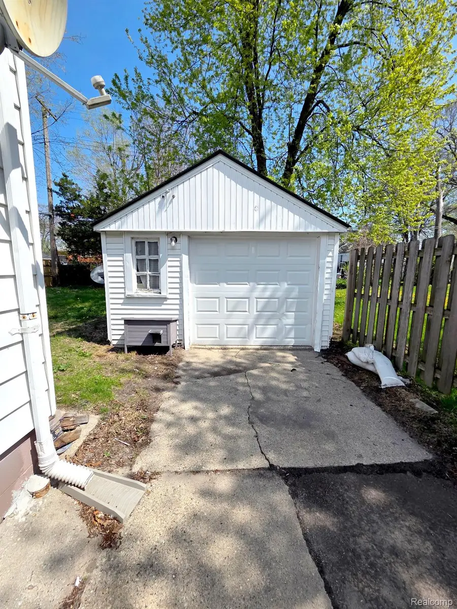 5046 Lafontaine Street, Detroit, MI 48236 - #3