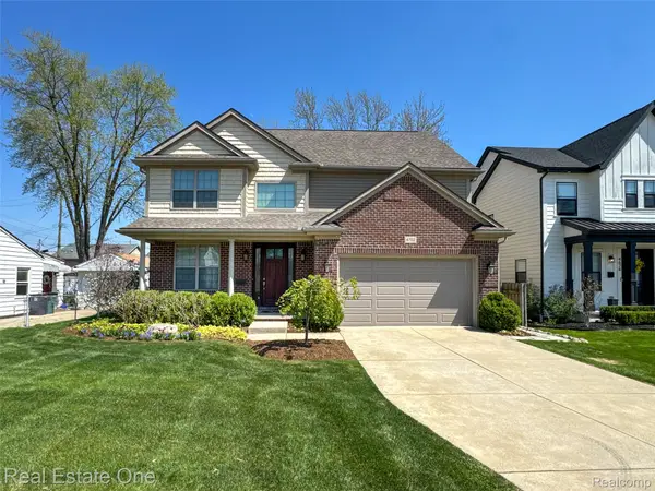 4702 Mankato Avenue, RoyalOak, MI 48073