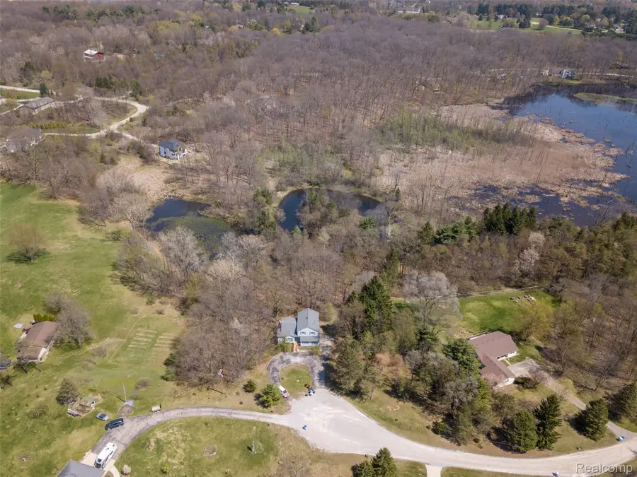 4277 Tux Lane, Milford, MI 48380 - #3