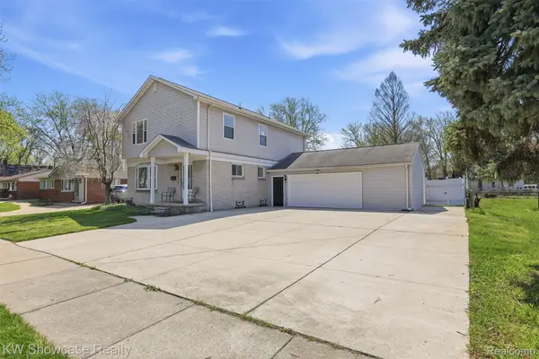 25715 Norfolk Street, DearbornHeights, MI 48125
