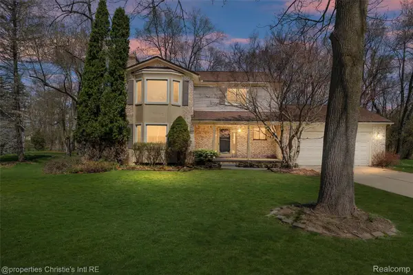 7514 Olde Sturbridge Trail, Clarkston, MI 48348