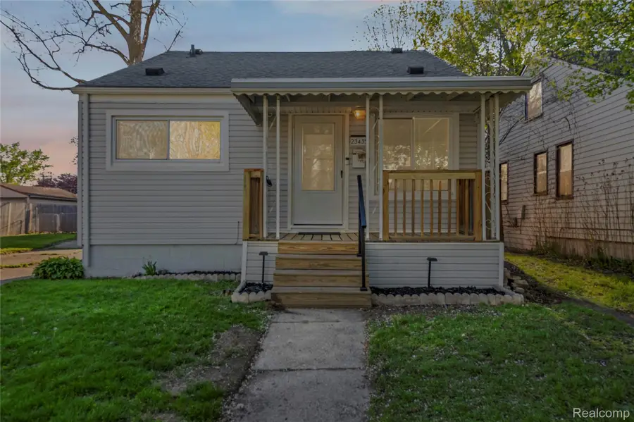 23435 Vance Avenue, Hazel Park, MI 48030 - #2