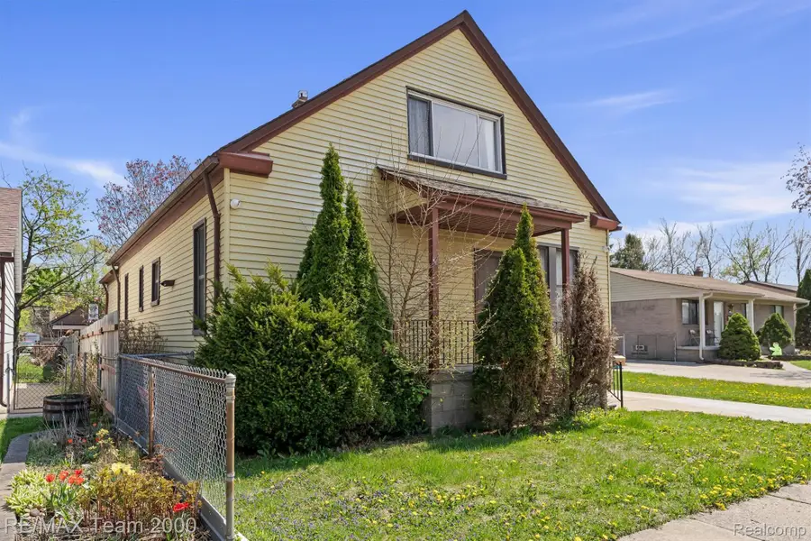 5734 N Gulley Road, Dearborn Heights, MI 48127 - #3