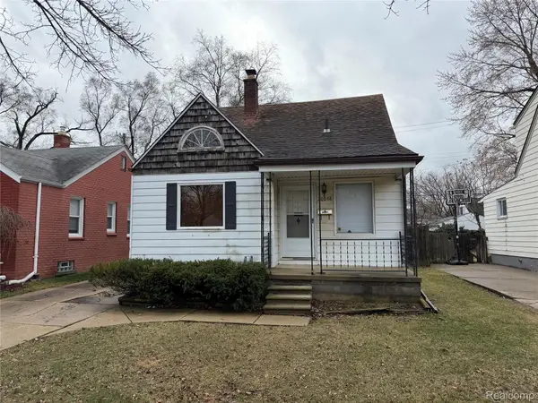 20048 Washtenaw Street, HarperWoods, MI 48225