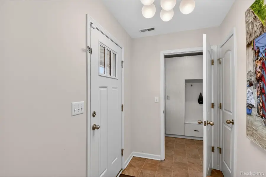 2500 Normandy Road #2, Royal Oak, MI 48073 - #3