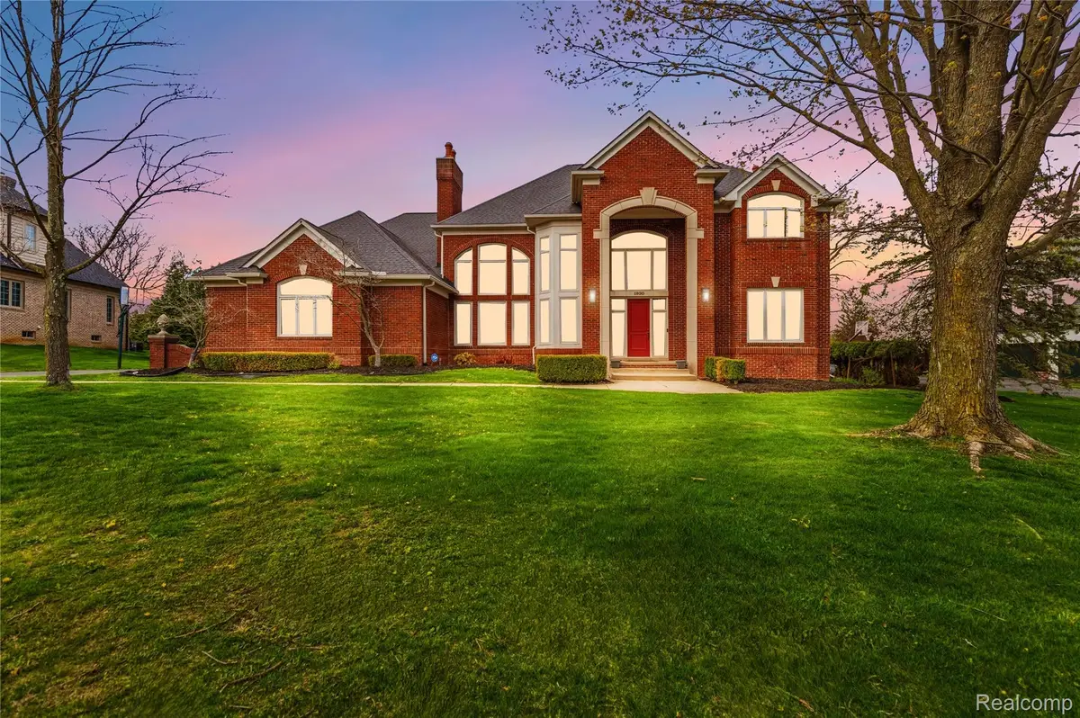 1920 Vinsetta Court, Rochester, MI 48306 - #1