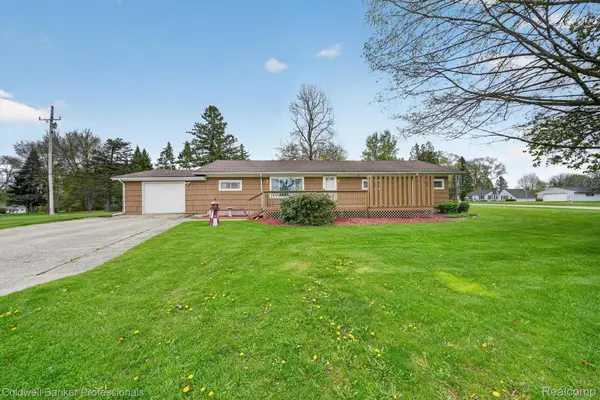 2010 Carol Drive, Lapeer, MI 48446