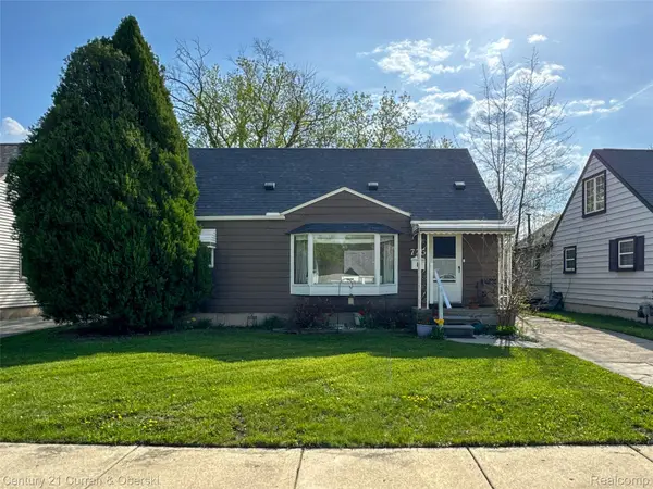 725 S Manitou Avenue, Clawson, MI 48017