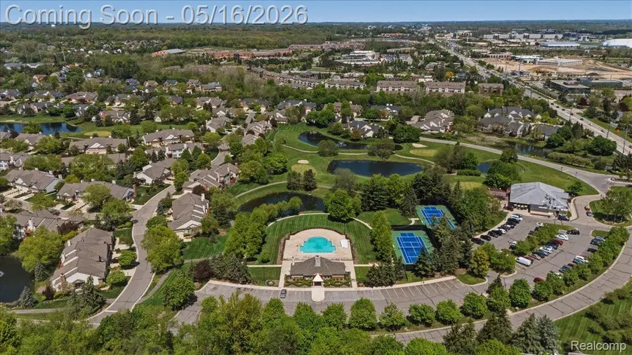 39656 Village Run Drive, Northville, MI 48168 - #2