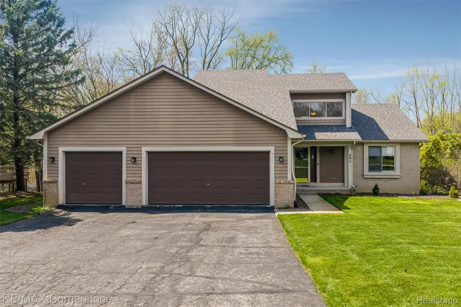 501 Alexander Drive, Commerce, MI 48390 - #2