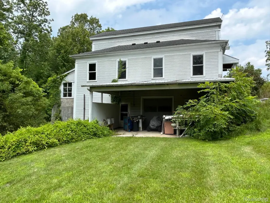 10470 N Rushton Road, South Lyon, MI 48178 - #2