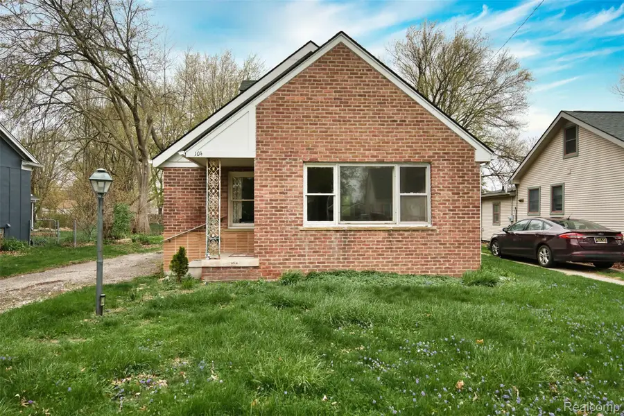 104 Leroy Avenue, Clawson, MI 48017 - #3