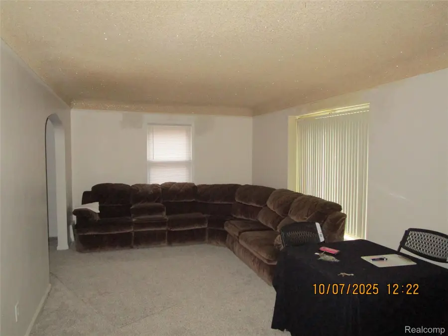 9236 Penrod Street, Detroit, MI 48228 - #2