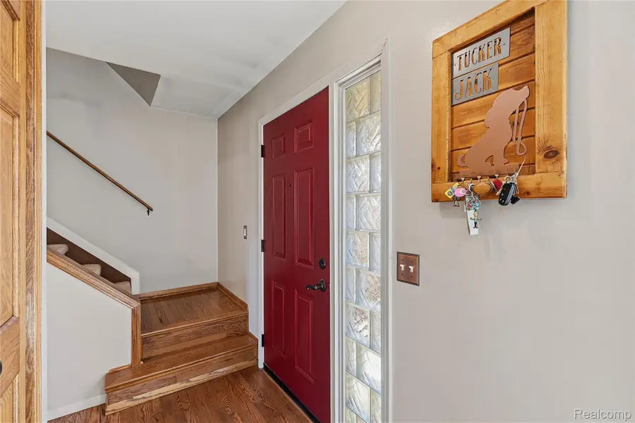 25030 Balsam Drive, Brownstown, MI 48134 - #3
