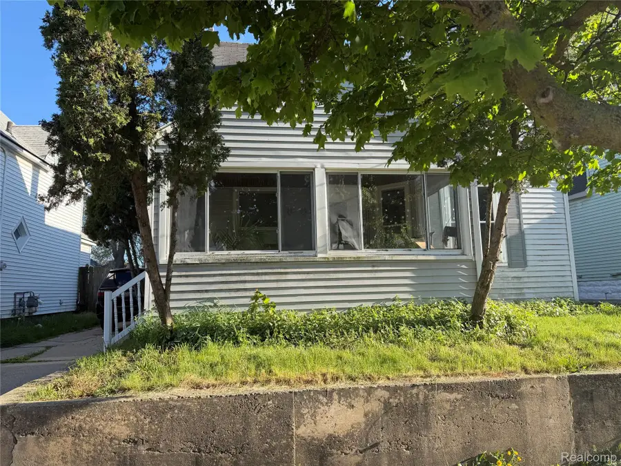 742 Olympia Street Sw, Grand Rapids, MI 49503 - #2