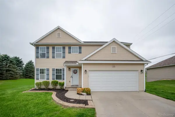 3411 Amber Oaks Drive, Howell, MI 48855