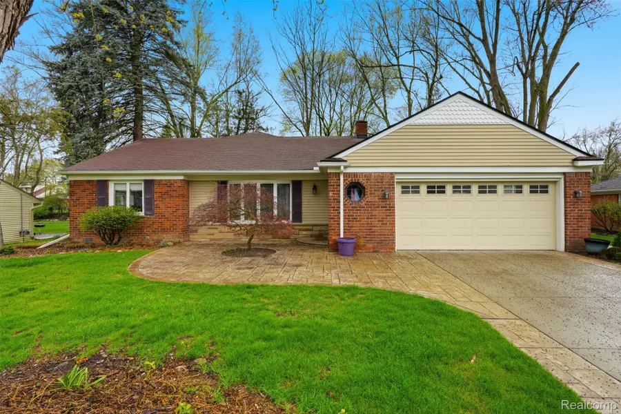 2210 Lancaster Road, Bloomfield, MI 48302 - #3