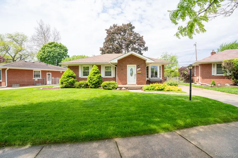 2960 Anna Court, Trenton, MI 48183 - #2