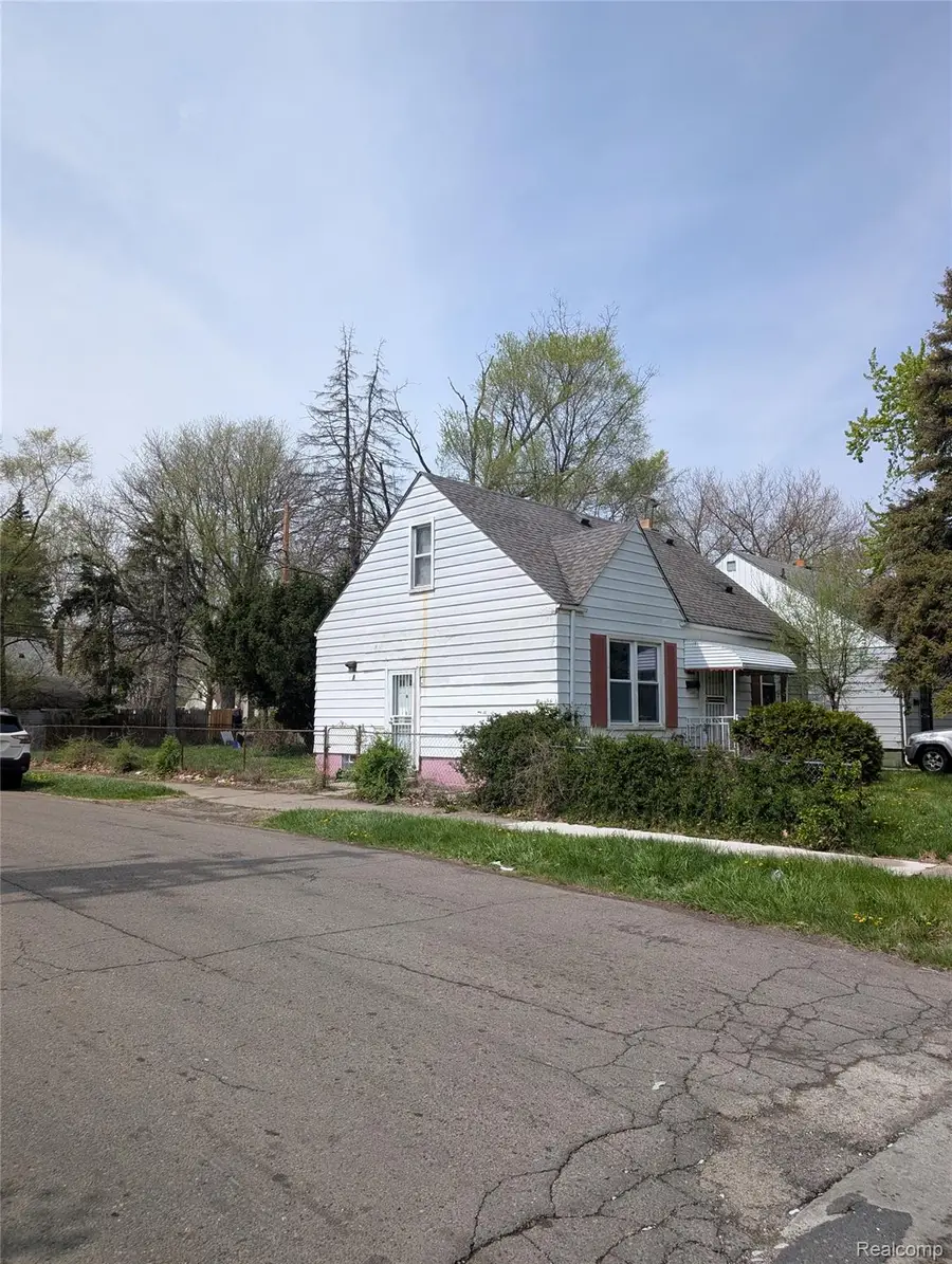 20505 Hamburg Street, Detroit, MI 48205 - #2