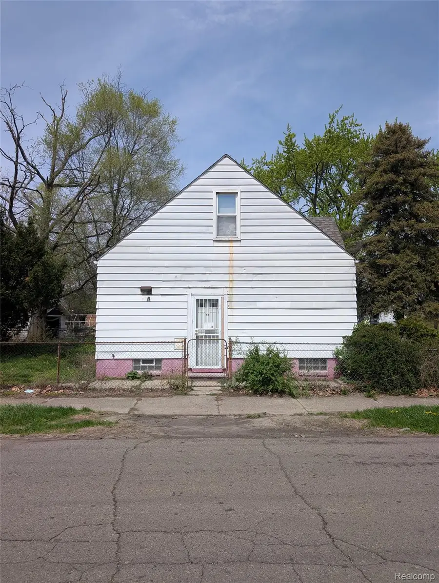 20505 Hamburg Street, Detroit, MI 48205 - #3