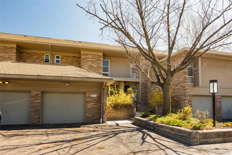 2011 Thornhill Place, Detroit, MI 48207 - #2