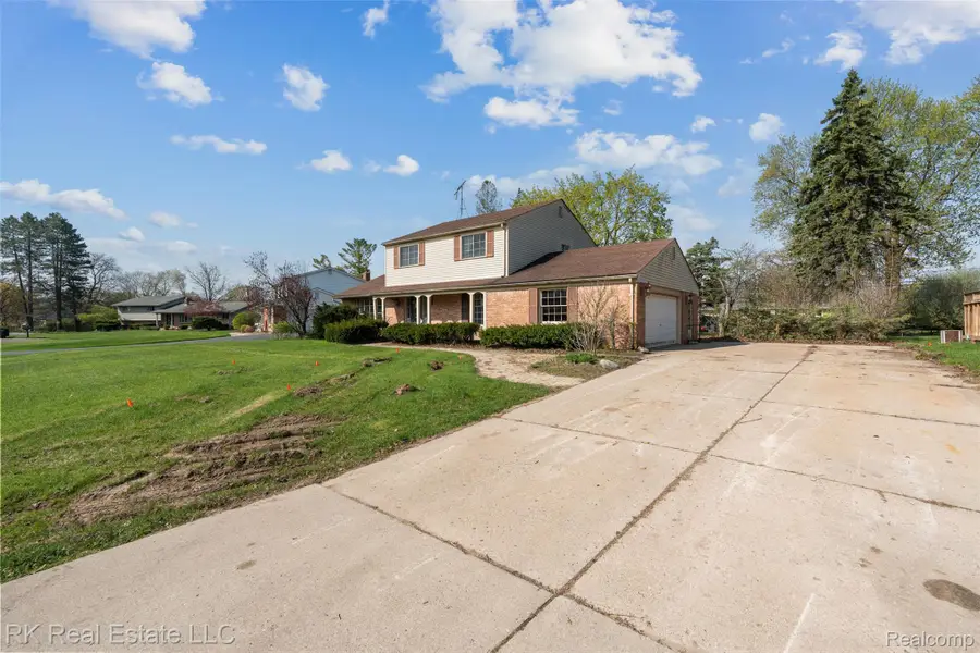 52489 Butternut Drive, Shelby, MI 48316 - #3