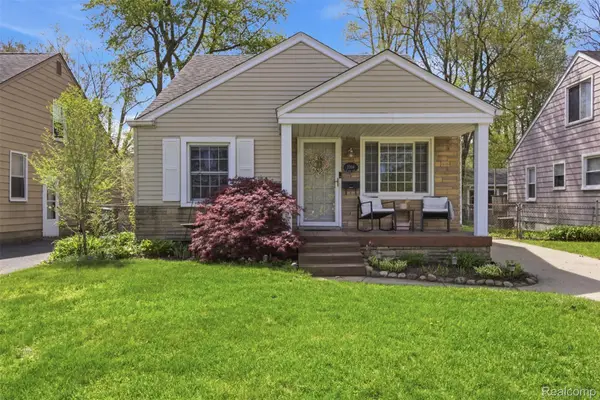 2304 E 4th Street, RoyalOak, MI 48067