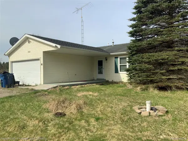 1164 S Mcardle Road, TawasCity, MI 48763