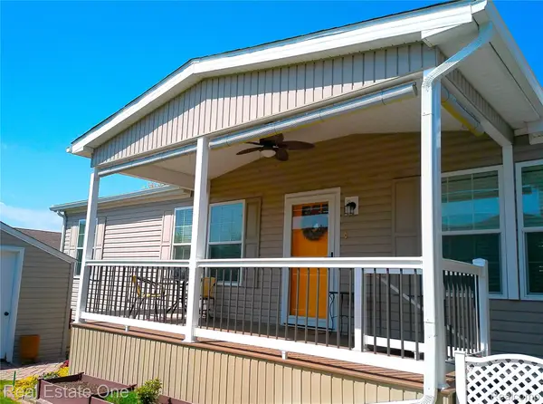 11730 Cedarbrook Drive, SouthLyon, MI 48178