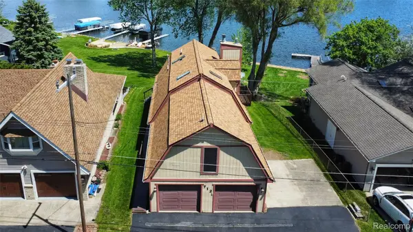 712 Wolverine Drive, WolverineLake, MI 48390