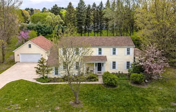 9629 Daisy Lane, Dexter, MI 48130