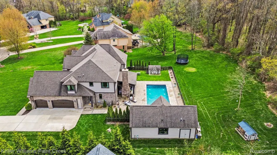 8135 Pine Knob Meadows Drive, Clarkston, MI 48348 - #3