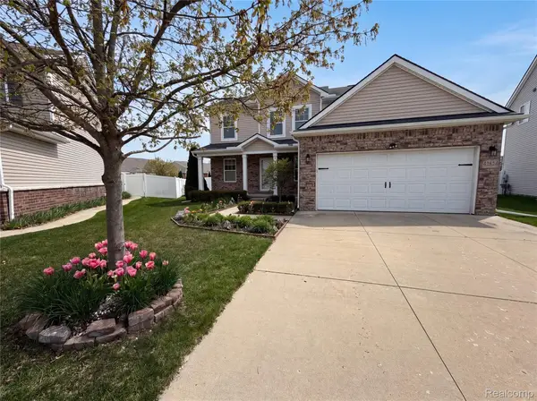 42824 Greystone Drive, SterlingHeights, MI 48313