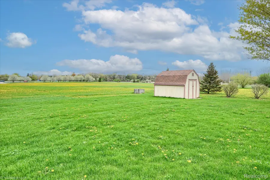 6080 Shattuck Road, Saginaw, MI 48603 - #3