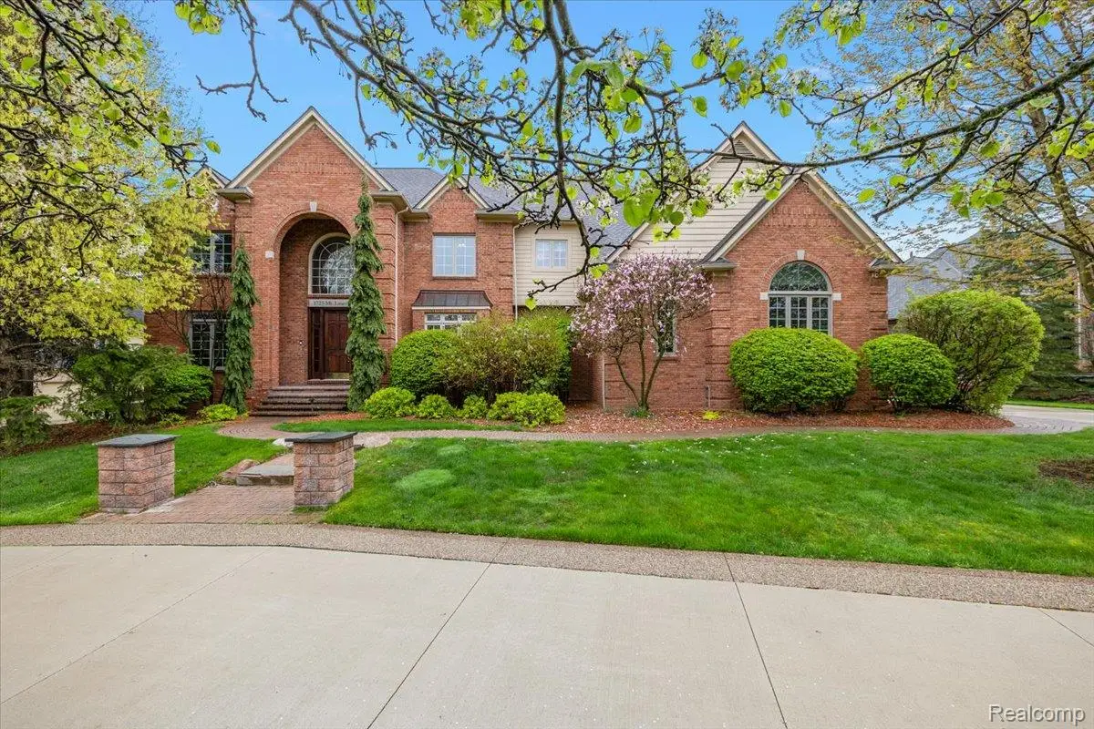 3725 Mountain Laurel Court, Oakland, MI 48363 - #1
