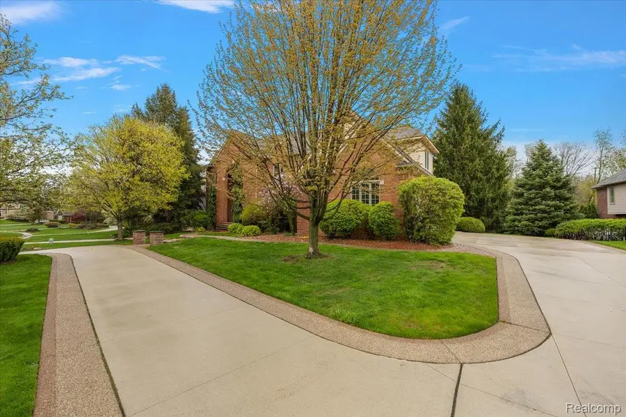 3725 Mountain Laurel Court, Oakland, MI 48363 - #3
