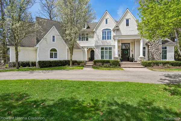 7651 Maple Ridge Court, Clarkston, MI 48346
