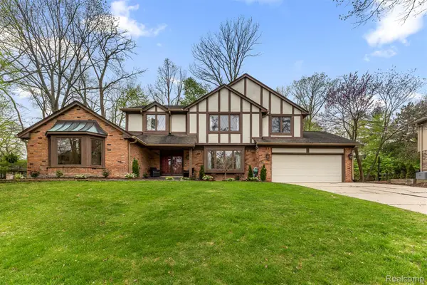 38605 Deerwood Court, Northville, MI 48167