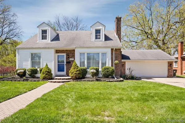 16971 Woodworth, Redford, MI 48240