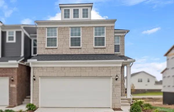 4048 Nottingham Circle, Clarkston, MI 48346