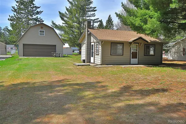 1865 Mullet Avenue, StHelen, MI 48656