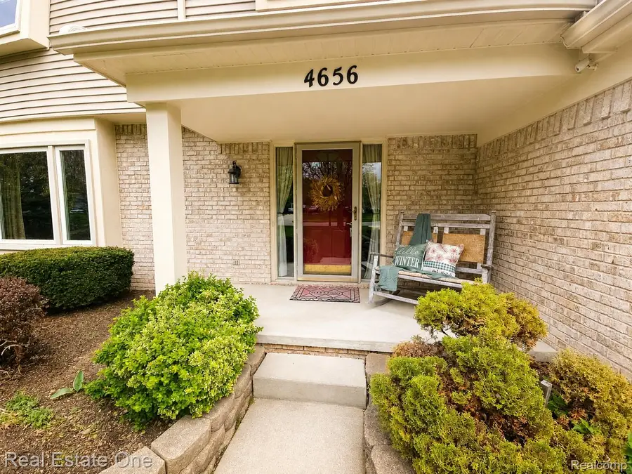 4656 Desert Bridge Court, Highland, MI 48356 - #3