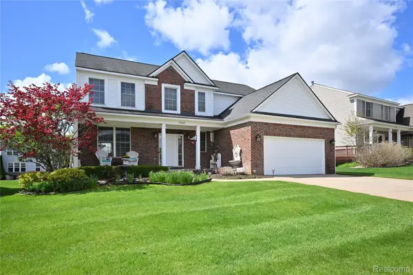 57813 Cider Mill Drive, NewHudson, MI 48165