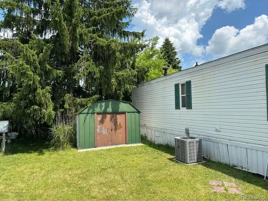 831 N Pontiac Trail #73, Walled Lake, MI 48390 - #3