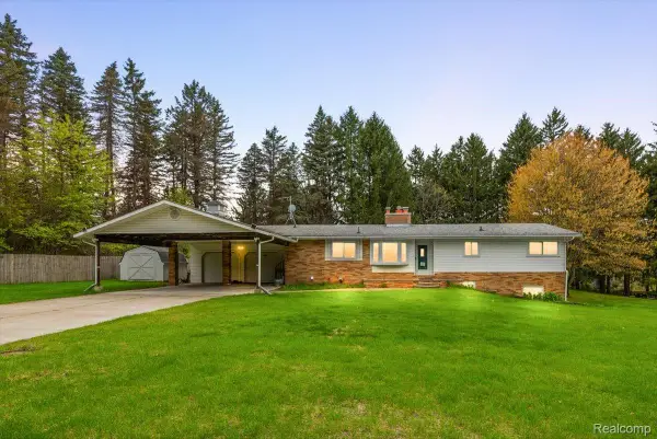 865 N Lapeer Road, LakeOrion, MI 48362