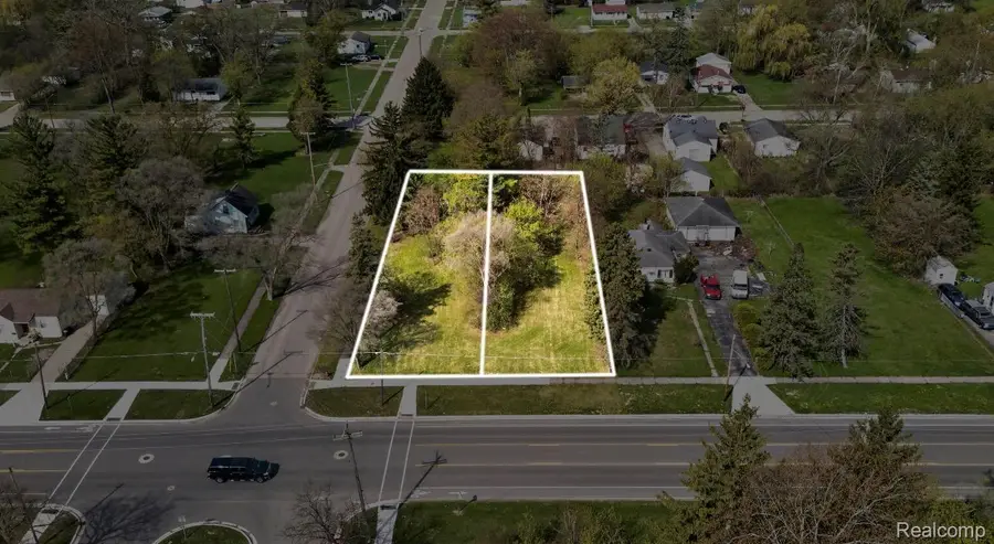 3261 Sheridan Avenue, Saginaw, MI 48601 - #2