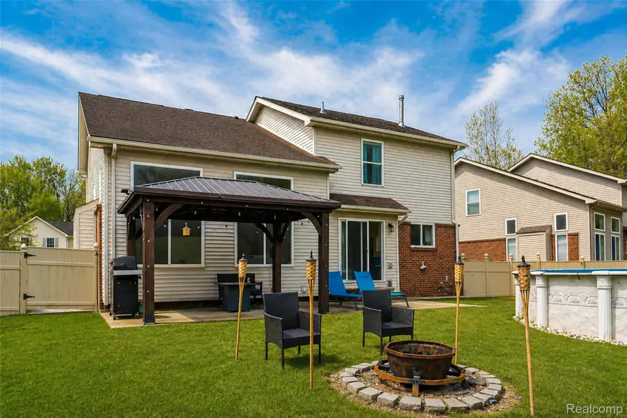 29516 Hunter Street, Trenton, MI 48183 - #2